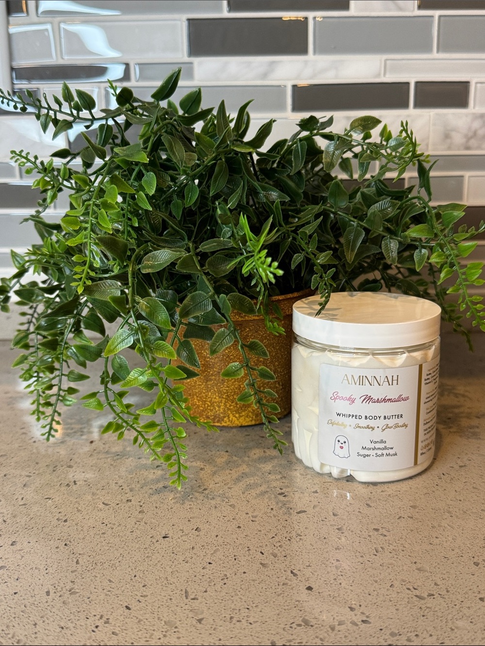 AMINNAH - SPOOKY MARSHMALLOW
WHIPPED BODY BUTTER